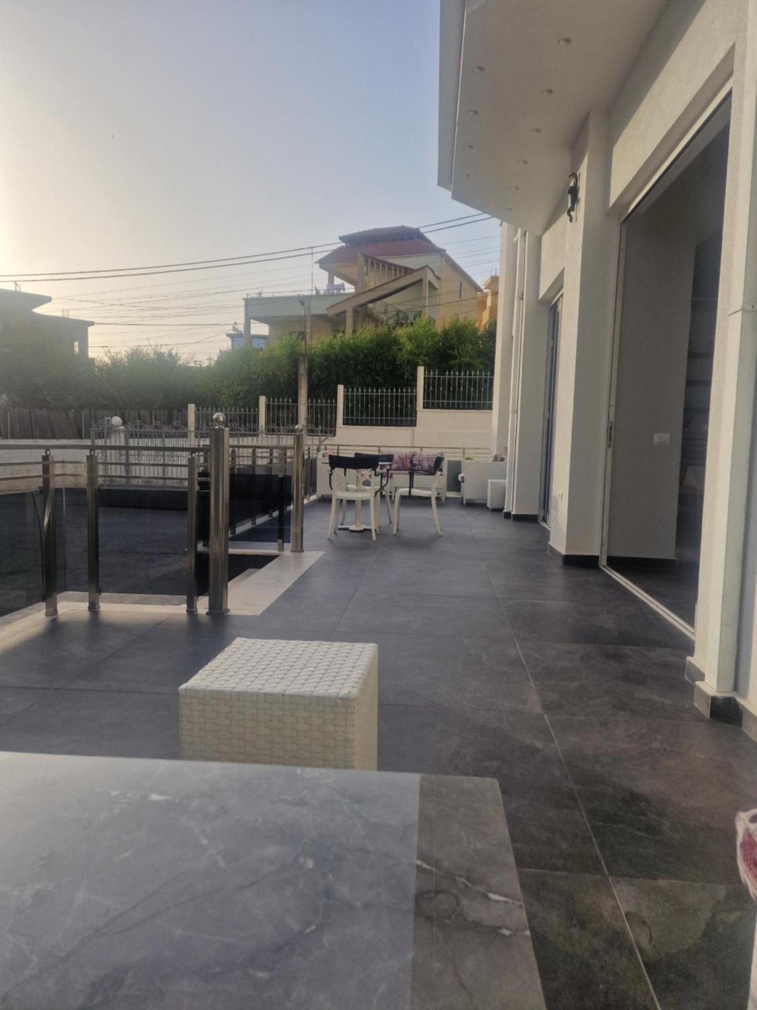 Villa Premium Durres Bagian luar foto